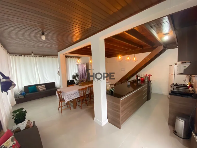 Casa com 4 dormitórios em Capão da Canoa: 8ª foto da galeria de imagens do imóvel