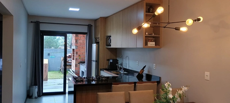 Casa com 2 dormitórios, sendo um suíte em  Capão Novo: 23ª foto da galeria de imagens do imóvel