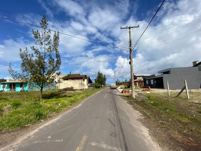 Casa 5 dormitórios em Capão da Canoa: 12ª foto da galeria de imagens do imóvel