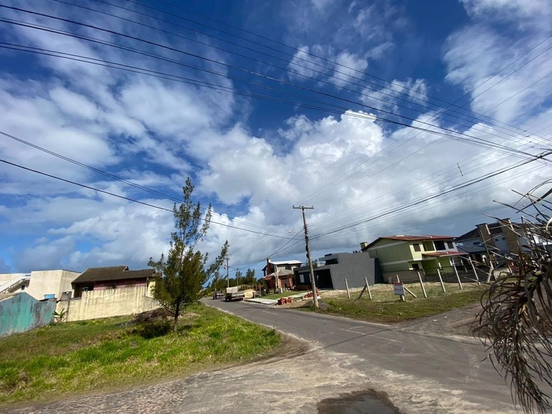 Casa 5 dormitórios em Capão da Canoa: 6ª foto da galeria de imagens do imóvel