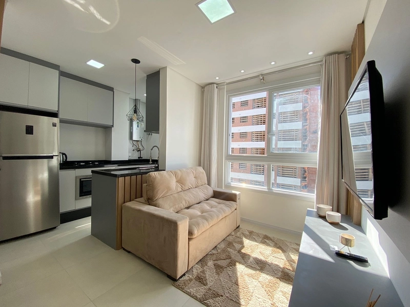 APARTAMENTO DE FRENTE EM CAPÃO DA CANOA/NAVEGANTES: 3ª foto da galeria de imagens do imóvel