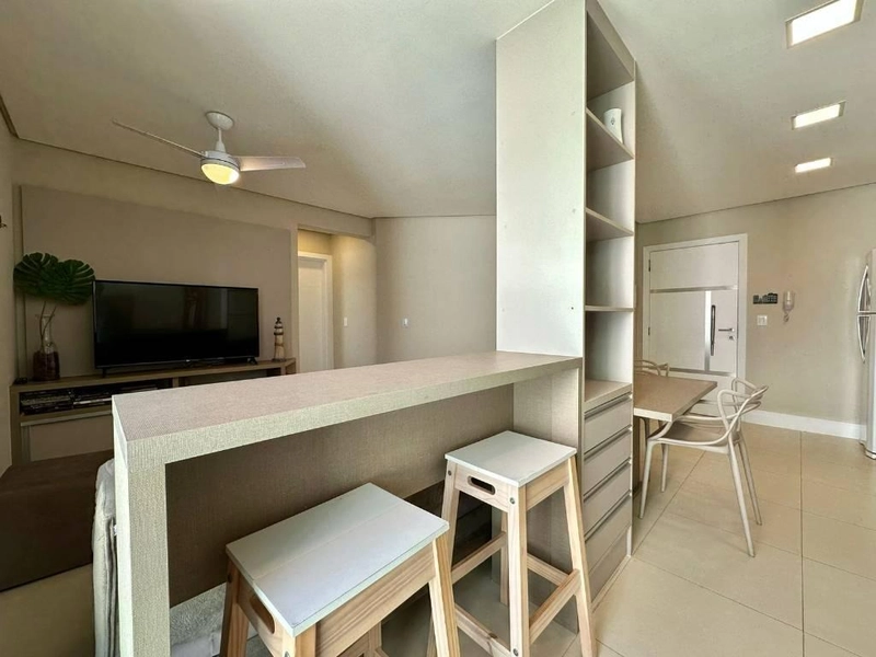 APARTAMENTO DE 01 DORMITÓRIO A UMA QUADRA DO MAR: 4ª foto da galeria de imagens do imóvel