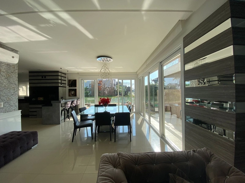CASA EM CONDOMÍNIO FECHADO: 3ª foto da galeria de imagens do imóvel