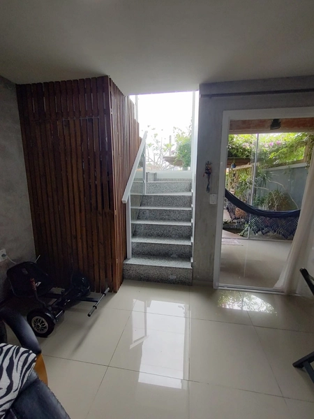 LINDA E ACONCHEGANTE CASA À VENDA EM XANGRI-LÁ: 2ª foto da galeria de imagens do imóvel