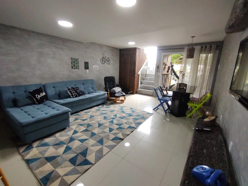 LINDA E ACONCHEGANTE CASA À VENDA EM XANGRI-LÁ: 1ª foto da galeria de imagens do imóvel