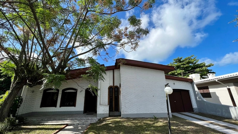 Casa a venda com 4 dormitórios, sendo 2 suítes em Capão da Canoa!: 17ª foto da galeria de imagens do imóvel
