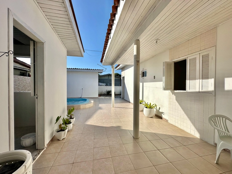 Casa a venda/Xangrilá: 10ª foto da galeria de imagens do imóvel