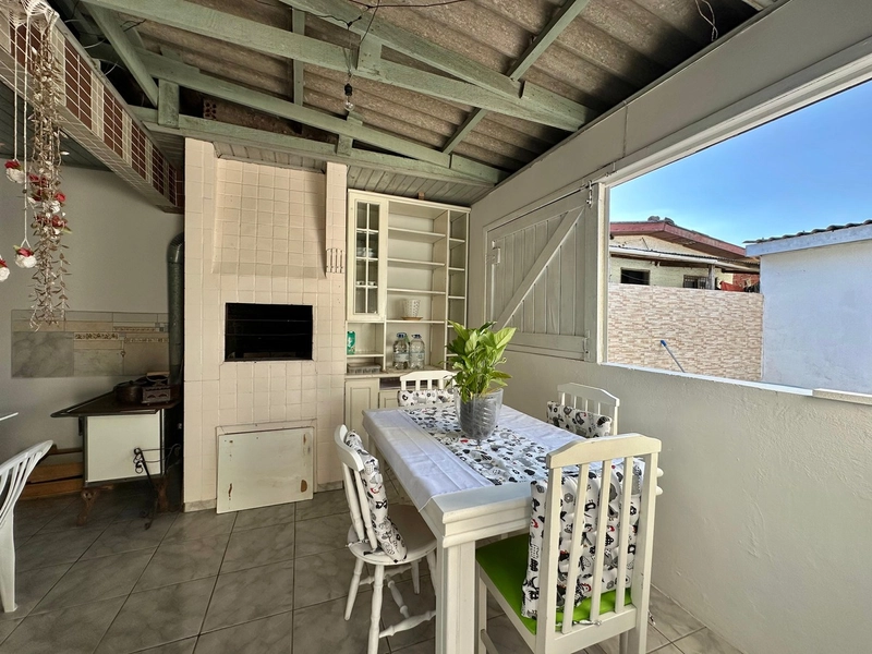 Casa a venda/Xangrilá: 3ª foto da galeria de imagens do imóvel