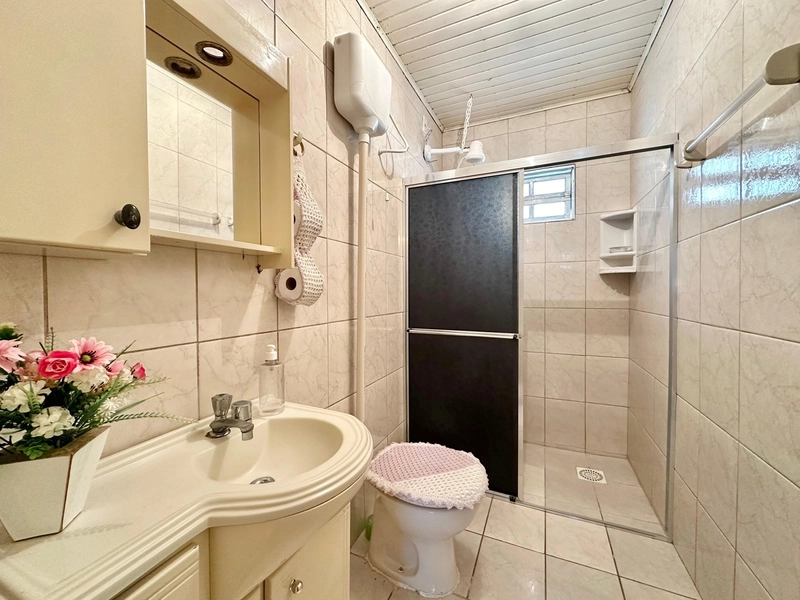 Casa a venda/Xangrilá: 16ª foto da galeria de imagens do imóvel