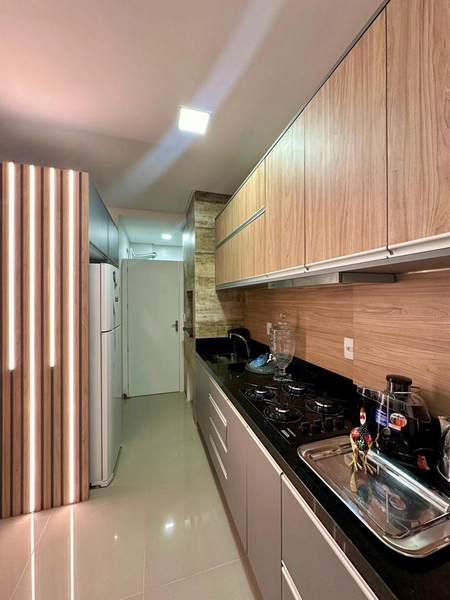 Apartamento de frente com sacada: 3ª foto da galeria de imagens do imóvel