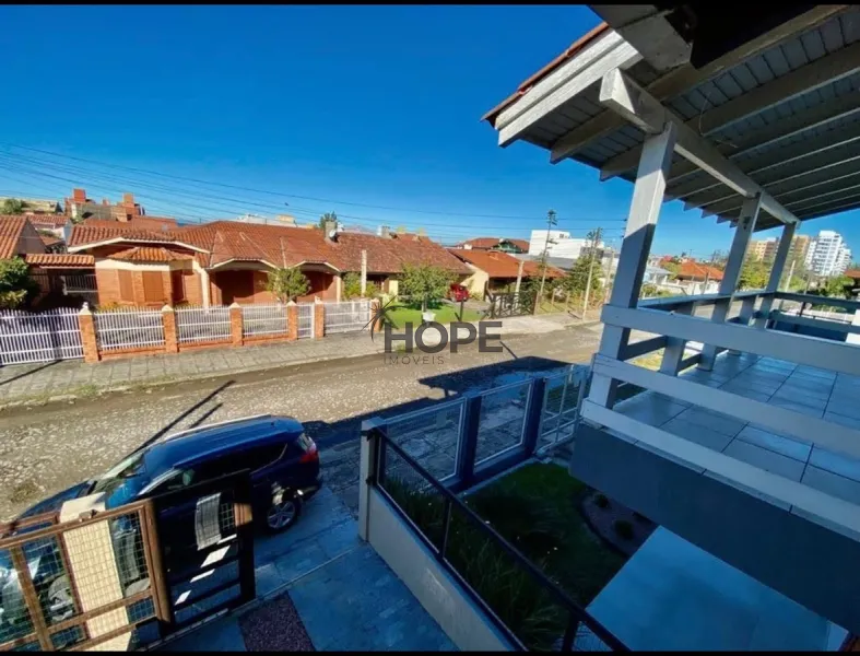 Linda Casa Zona Nova Capão da Canoa: 11ª foto da galeria de imagens do imóvel