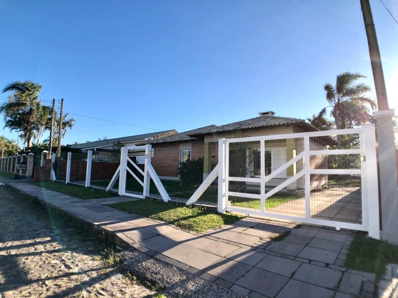 Linda casa 3 dormitórios de alto padrao em Atlantida: 20ª foto da galeria de imagens do imóvel