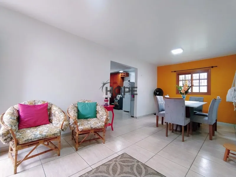 CASA COM PISCINA E ANEXO EM CAPÃO NOVO!: 6ª foto da galeria de imagens do imóvel