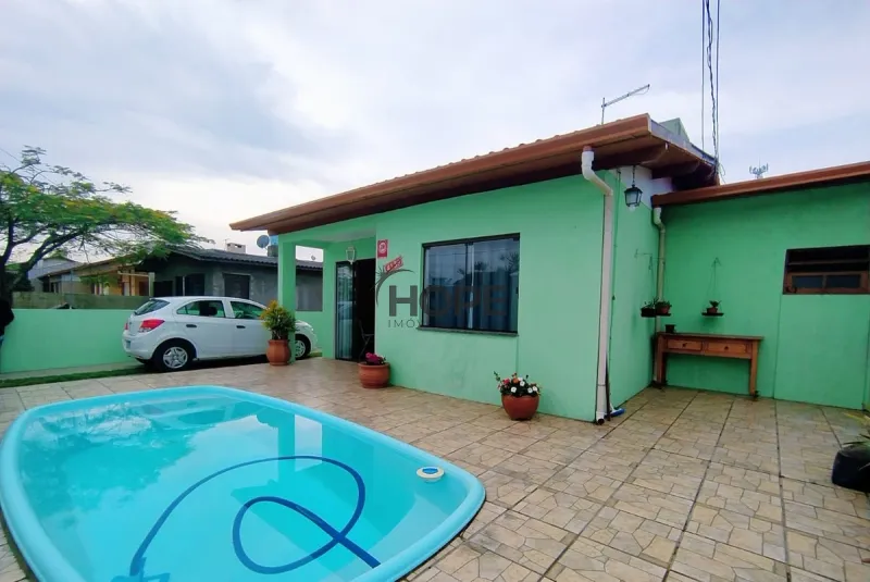 CASA COM PISCINA E ANEXO EM CAPÃO NOVO!: 3ª foto da galeria de imagens do imóvel
