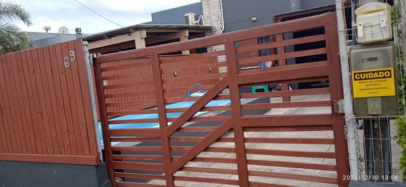 Casa com piscina na praia: 1ª foto da galeria de imagens do imóvel