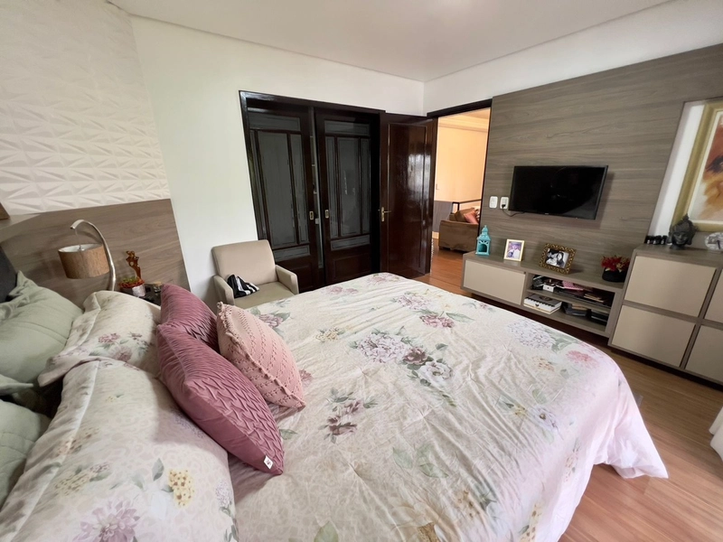 Casa alto padrão em Ijuí: 14ª foto da galeria de imagens do imóvel