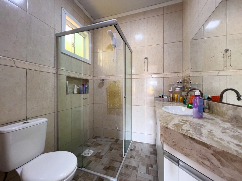 Casa a venda com 3 dormitórios, suite e piscina em Capão da Canoa: 9ª foto da galeria de imagens do imóvel