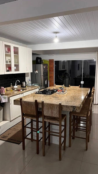 CASA COM PISCINA EM XANGRI-LÁ!: 1ª foto da galeria de imagens do imóvel