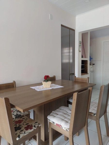 Casa linda em capão novo/capão da canoa: 2ª foto da galeria de imagens do imóvel