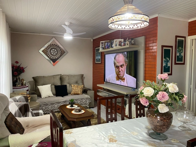 Casa com 3 dormitórios e área de churrasco em bairro  de Xangri-lá: 12ª foto da galeria de imagens do imóvel