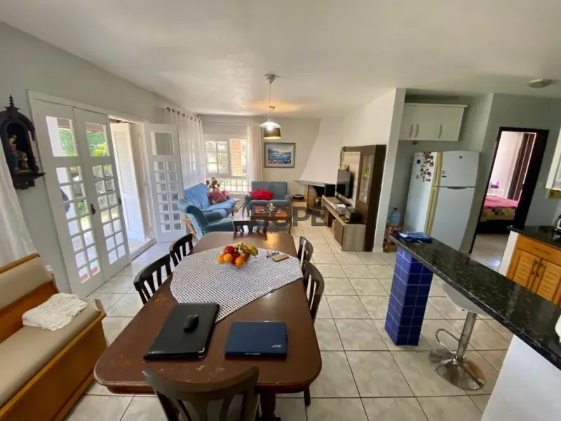 LINDA CASA COM VISTA PARA O MAR EM CAPÃO DA CANOA!: 2ª foto da galeria de imagens do imóvel