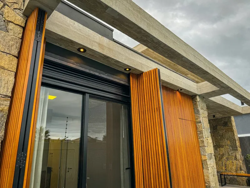 Casa de Alto Padrão com piscina no Condomínio Sunset: 9ª foto da galeria de imagens do imóvel