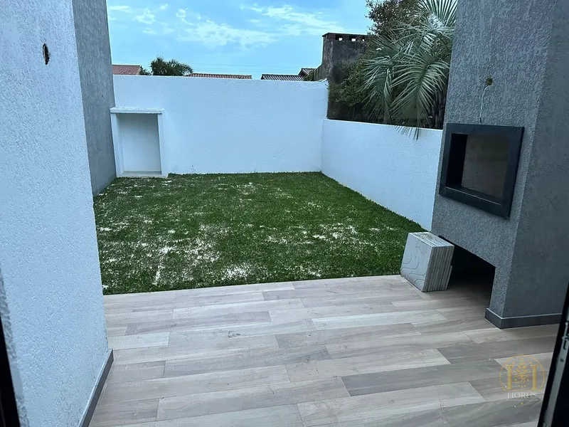 Sobrado moderno no Centro de Xangri-lá: 1ª foto da galeria de imagens do imóvel