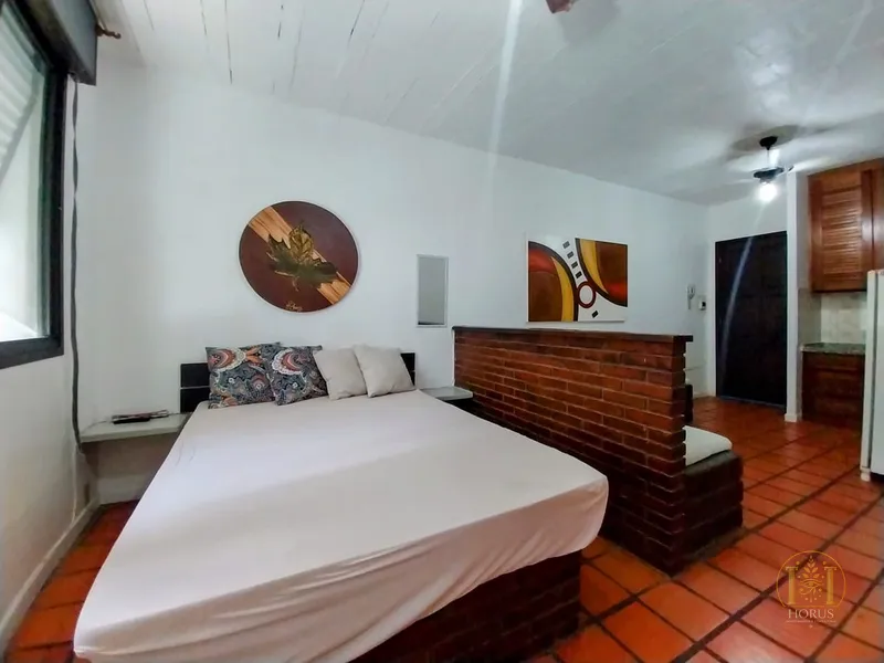 APARTAMENTO MEIA QUADRA DO MAR - CENTRO DE CAPÃO DA CANOA: 4ª foto da galeria de imagens do imóvel