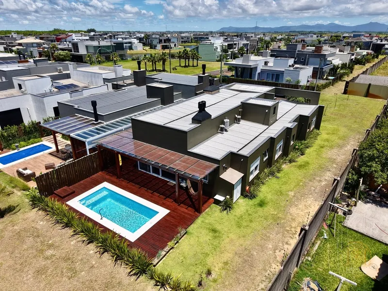 Casa térrea de luxo à venda em Xangri-Lá, no Condomínio Riviera!: 28ª foto da galeria de imagens do imóvel