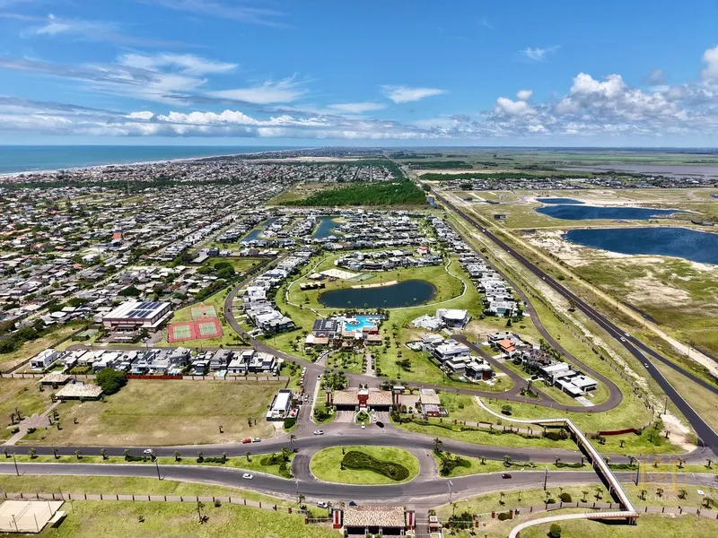 Casa térrea de luxo à venda em Xangri-Lá, no Condomínio Riviera!: 26ª foto da galeria de imagens do imóvel