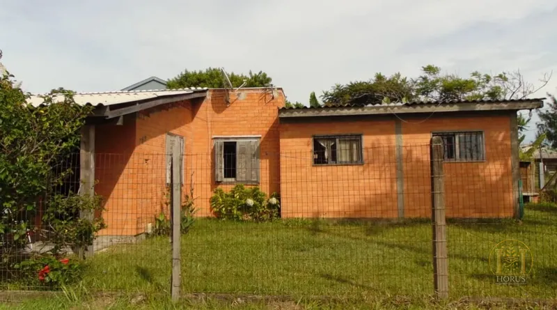 Casa de esquina com otima localização em Rainha do Mar: 3ª foto da galeria de imagens do imóvel