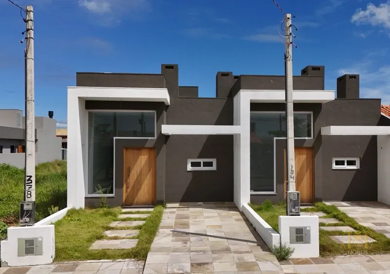 Casa Pertinho do mar no Jardim Beira Mar em Capão da Canoa: 1ª foto da galeria de imagens do imóvel