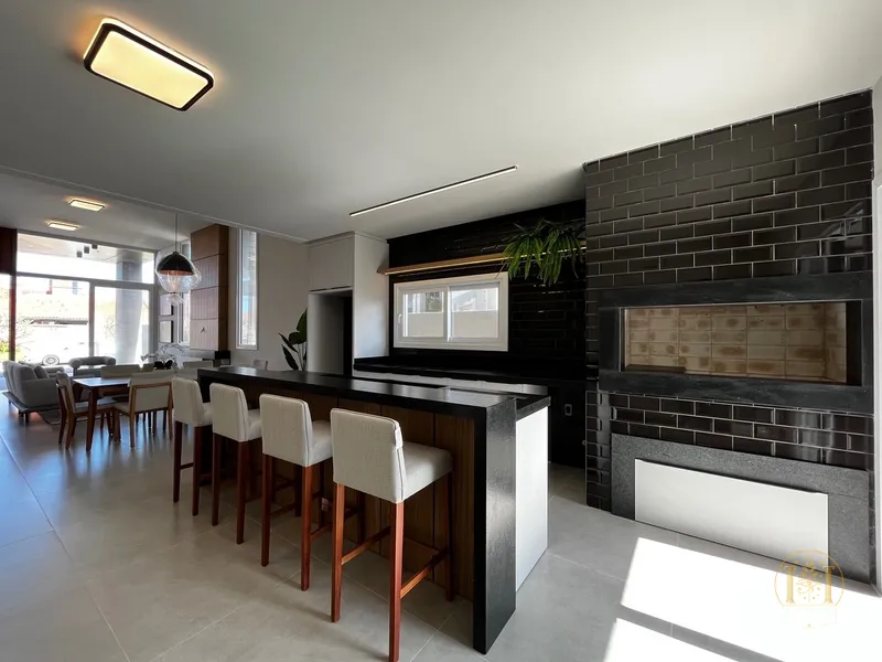 Casa da alto padrão a UMA quadra do mar em Xangri-lá.: 10ª foto da galeria de imagens do imóvel