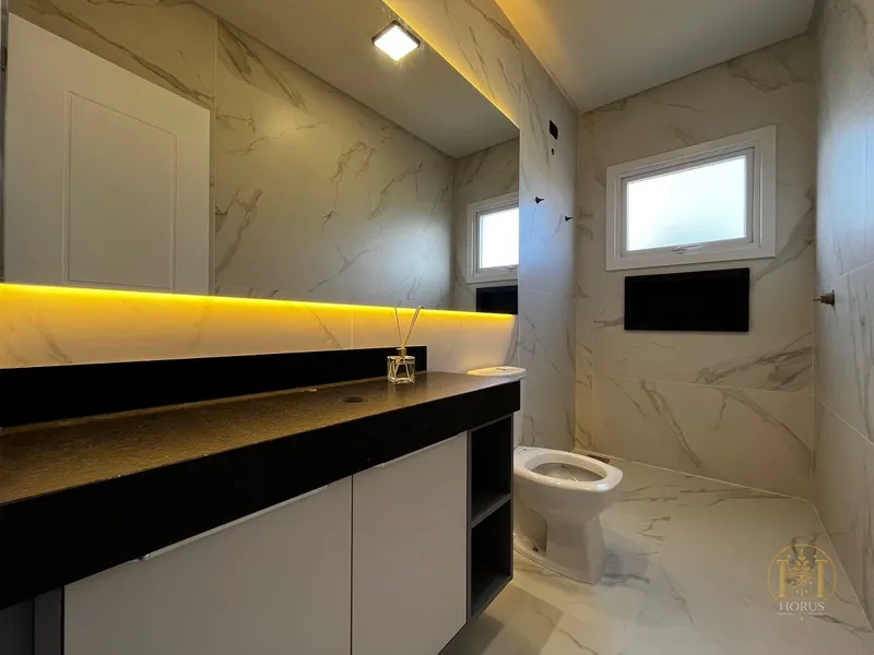 Casa da alto padrão a UMA quadra do mar em Xangri-lá.: 17ª foto da galeria de imagens do imóvel