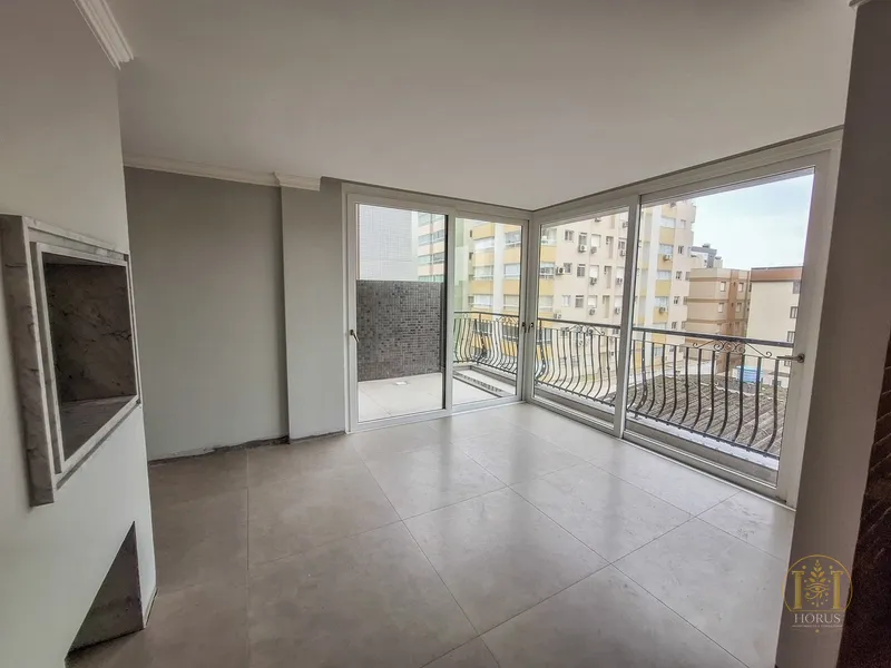 Apartamento de frente com terraço a duas quadras do mar!: 1ª foto da galeria de imagens do imóvel