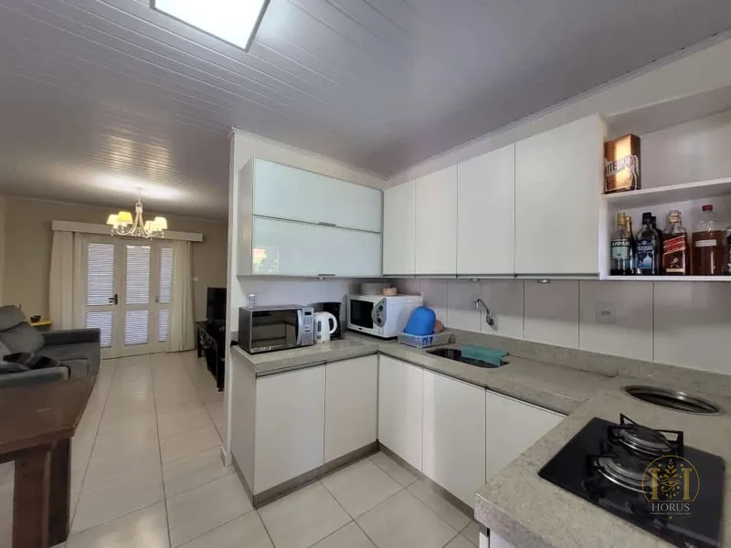 Maravilhosa Casa Térrea Mobiliada com 2 Terrenos: 4ª foto da galeria de imagens do imóvel