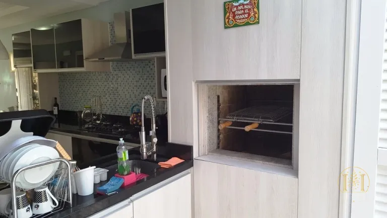 Casa em condomínio: 2ª foto da galeria de imagens do imóvel