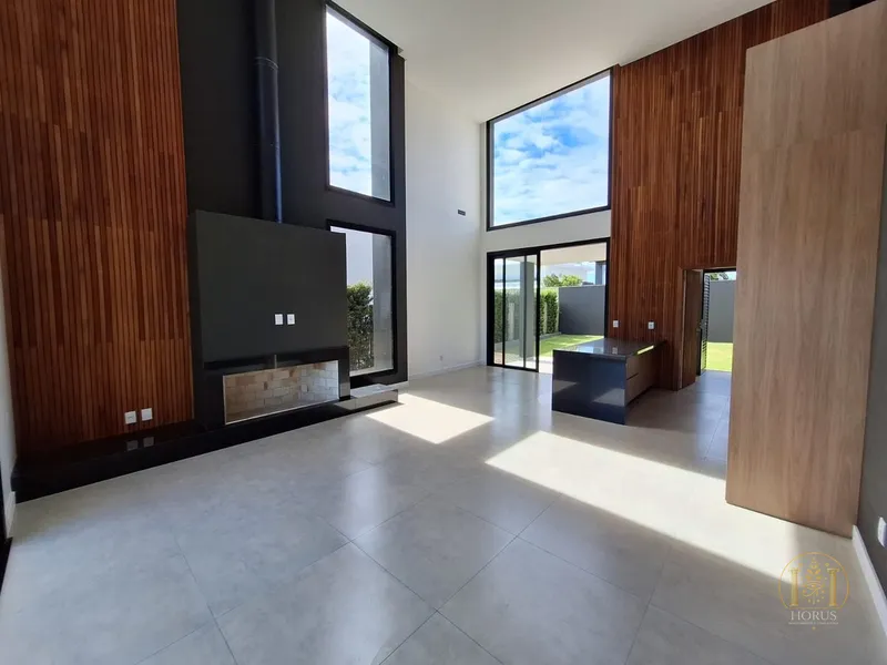 Sobrado exclusivo no Condomínio Sea Coast: 1ª foto da galeria de imagens do imóvel