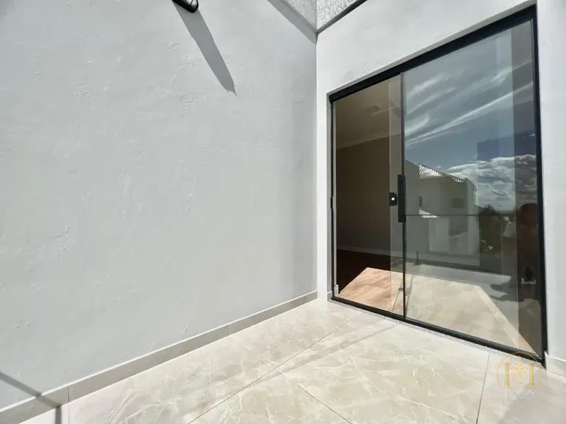 Sobrado 2 suítes em CAPÃO DA CANOA/Lado mar: 14ª foto da galeria de imagens do imóvel