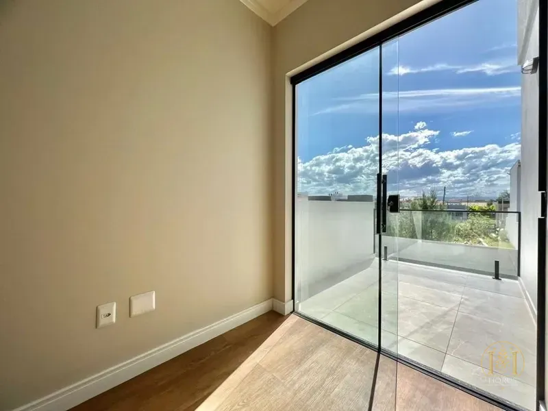 Sobrado 2 suítes em CAPÃO DA CANOA/Lado mar: 3ª foto da galeria de imagens do imóvel