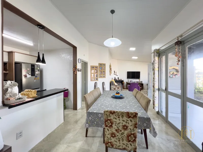 Casa térrea com piscina à venda no Bairro Arpoador, Xangri-lá!: 10ª foto da galeria de imagens do imóvel