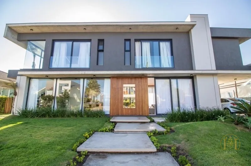 Lindo sobrado em condomínio náutico: 1ª foto da galeria de imagens do imóvel