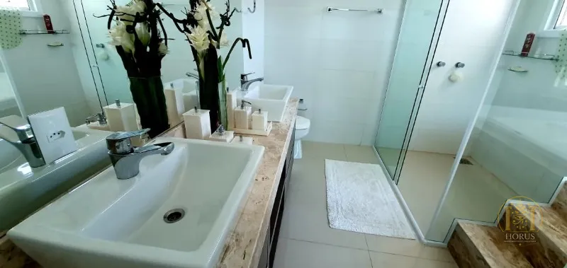 Sobrado beira lago excelente no Condomínio Enseada!: 24ª foto da galeria de imagens do imóvel