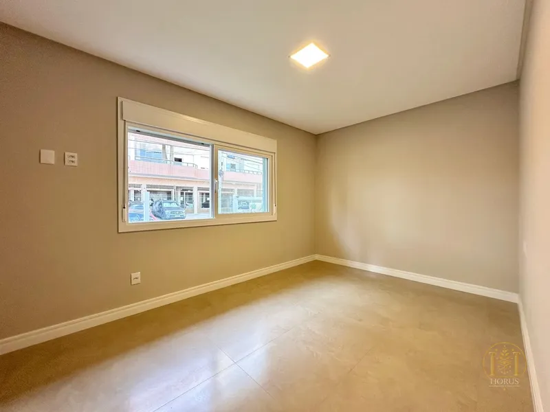 Casa beira mar de alto padrão em Capão da Canoa!: 8ª foto da galeria de imagens do imóvel