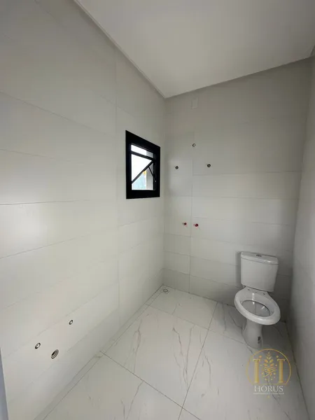 Seu Novo Lar: Casa com 3 Quartos e Terraço a 3 Quadras do Mar!: 8ª foto da galeria de imagens do imóvel