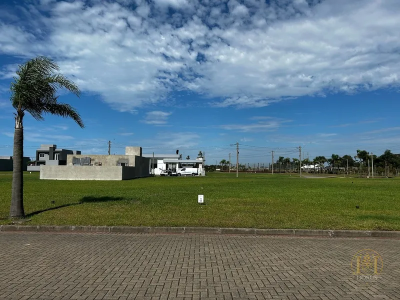 Lotes comerciais no Bairro Planejado Santorini!: 1ª foto da galeria de imagens do imóvel