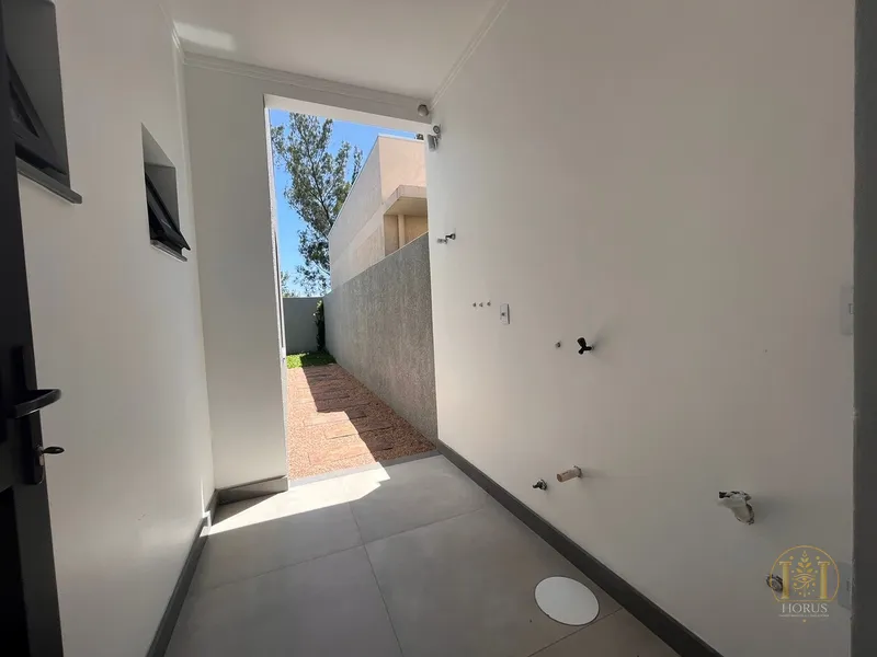 CASA GEMINADA COM 2 SUITES LADO MAR EM CAPÃO DA CANOA-RS: 5ª foto da galeria de imagens do imóvel