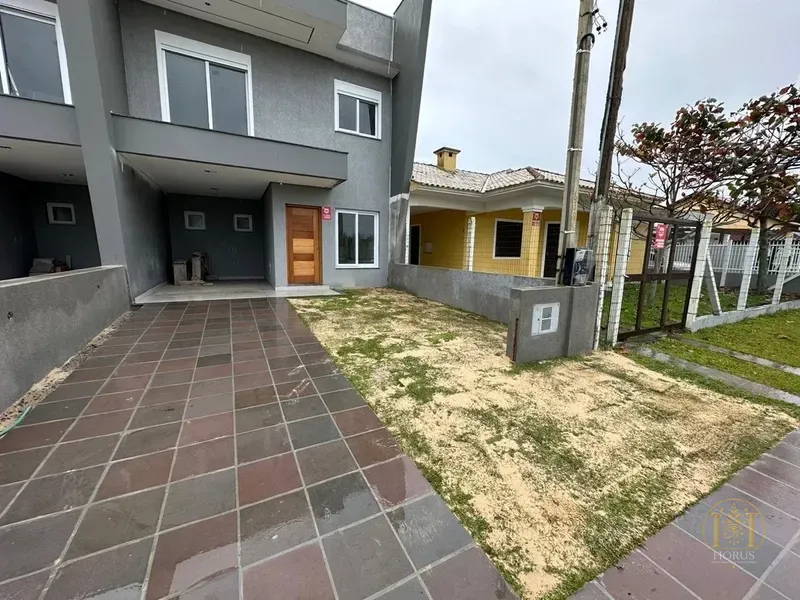 EXCELENTE SOBRADO À DUAS QUADRAS DO MAR À VENDA EM CAPÃO DA CANOA!: 8ª foto da galeria de imagens do imóvel