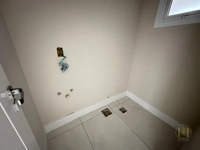 EXCELENTE SOBRADO À DUAS QUADRAS DO MAR À VENDA EM CAPÃO DA CANOA!: 9ª foto da galeria de imagens do imóvel