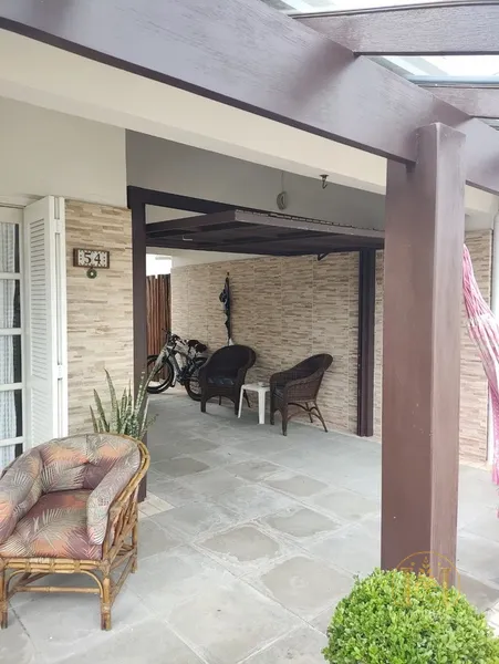 Esplêndida Casa térrea no Centro de Xangri-lá!: 26ª foto da galeria de imagens do imóvel